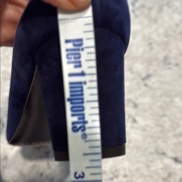 Stuart Weitzman dark blue pumps with neat design on inner heel! - Picture 4 of 6